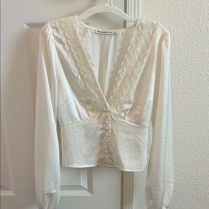 Abercrombie & Fitch Ivory Satin Lace V-Neck Blouse